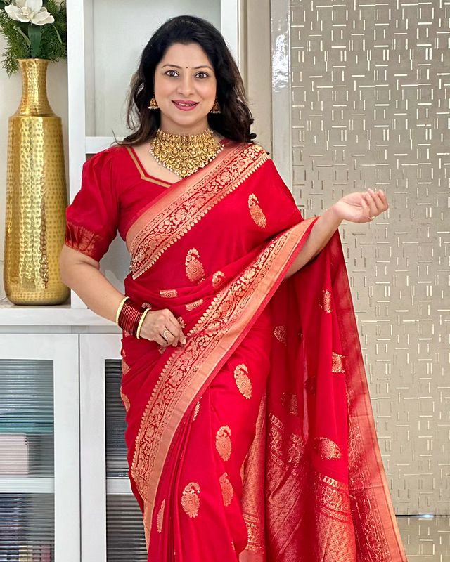 Red Pure Soft Semi Silk Saree With Attractive Blouse Piece