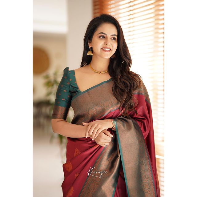 Dark Red Pure Soft Silk Saree With Attractive Blouse Piece