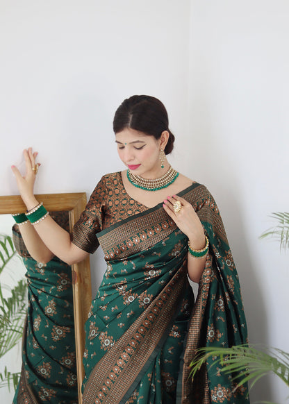 Green Pure Soft Silk Saree With Twirling Blouse Piece