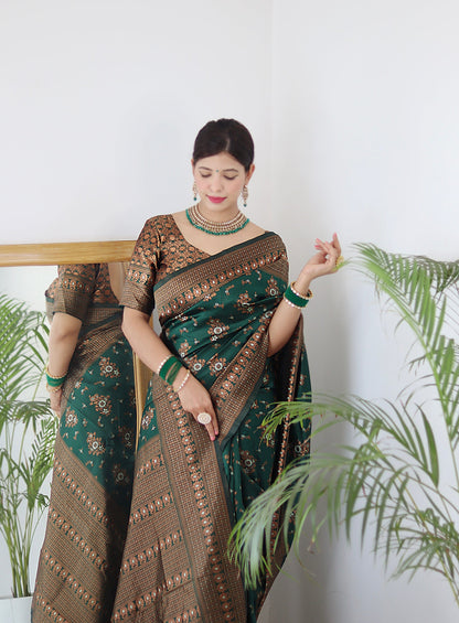 Green Pure Soft Silk Saree With Twirling Blouse Piece