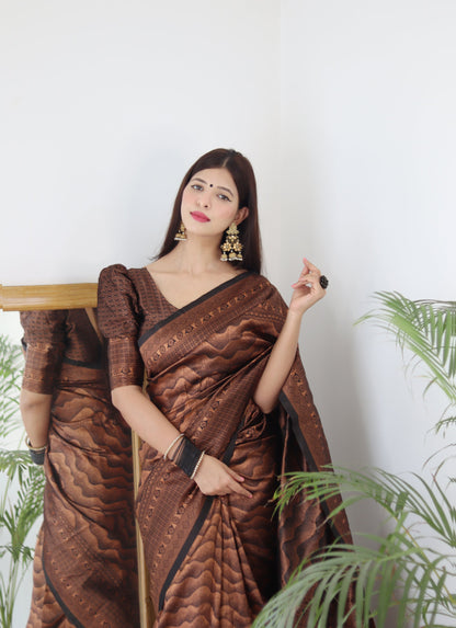 Black Pure Soft Silk Saree With Twirling Blouse Piece