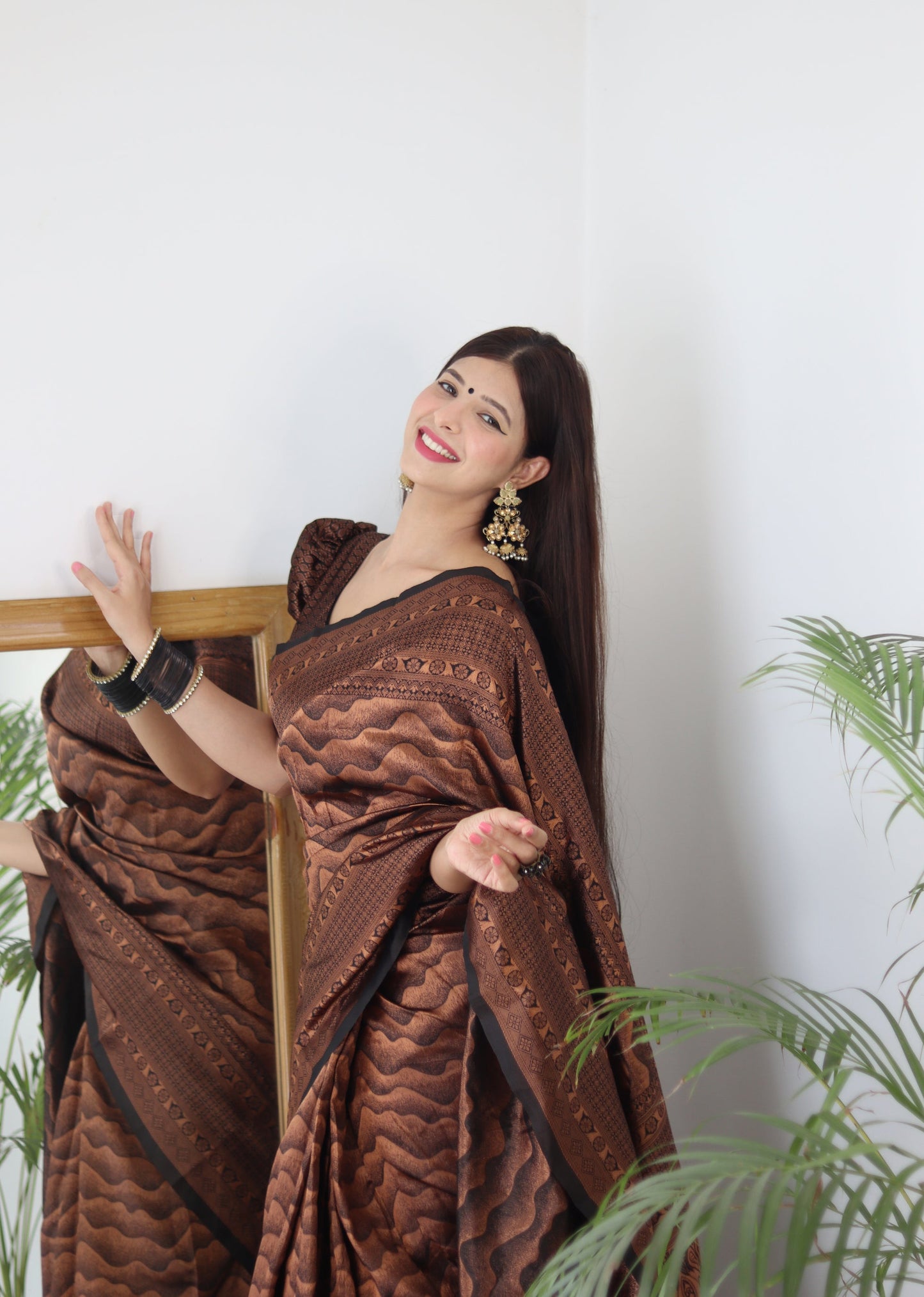 Black Pure Soft Silk Saree With Twirling Blouse Piece