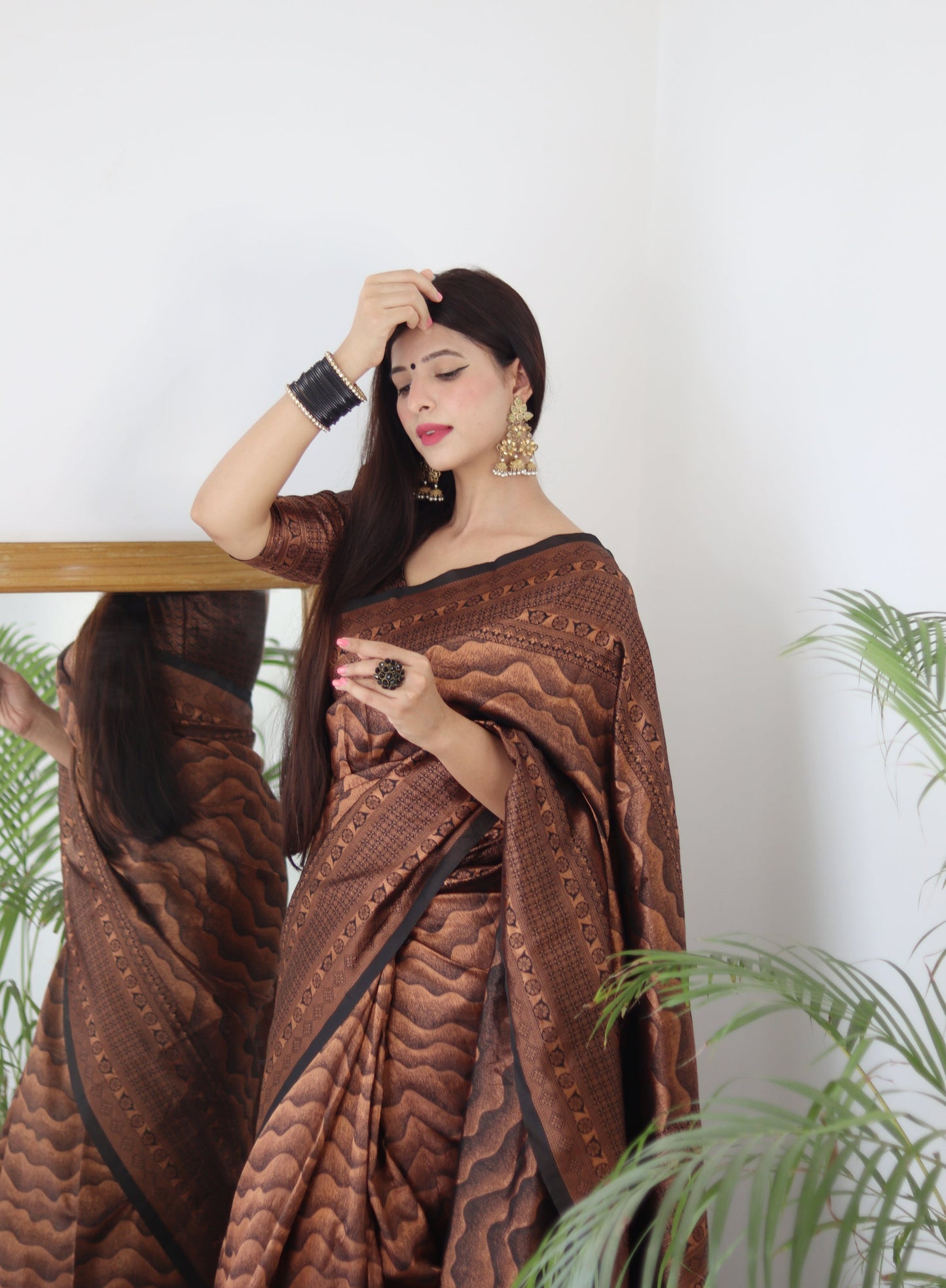 Black Pure Soft Silk Saree With Twirling Blouse Piece