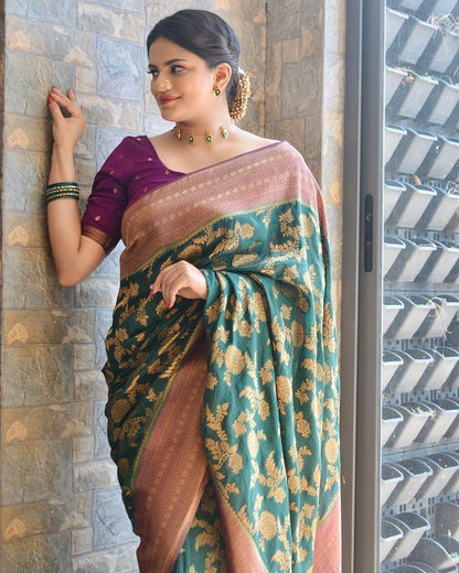 Unique Green Pure Soft Silk Saree With Outstanding Blouse Piece