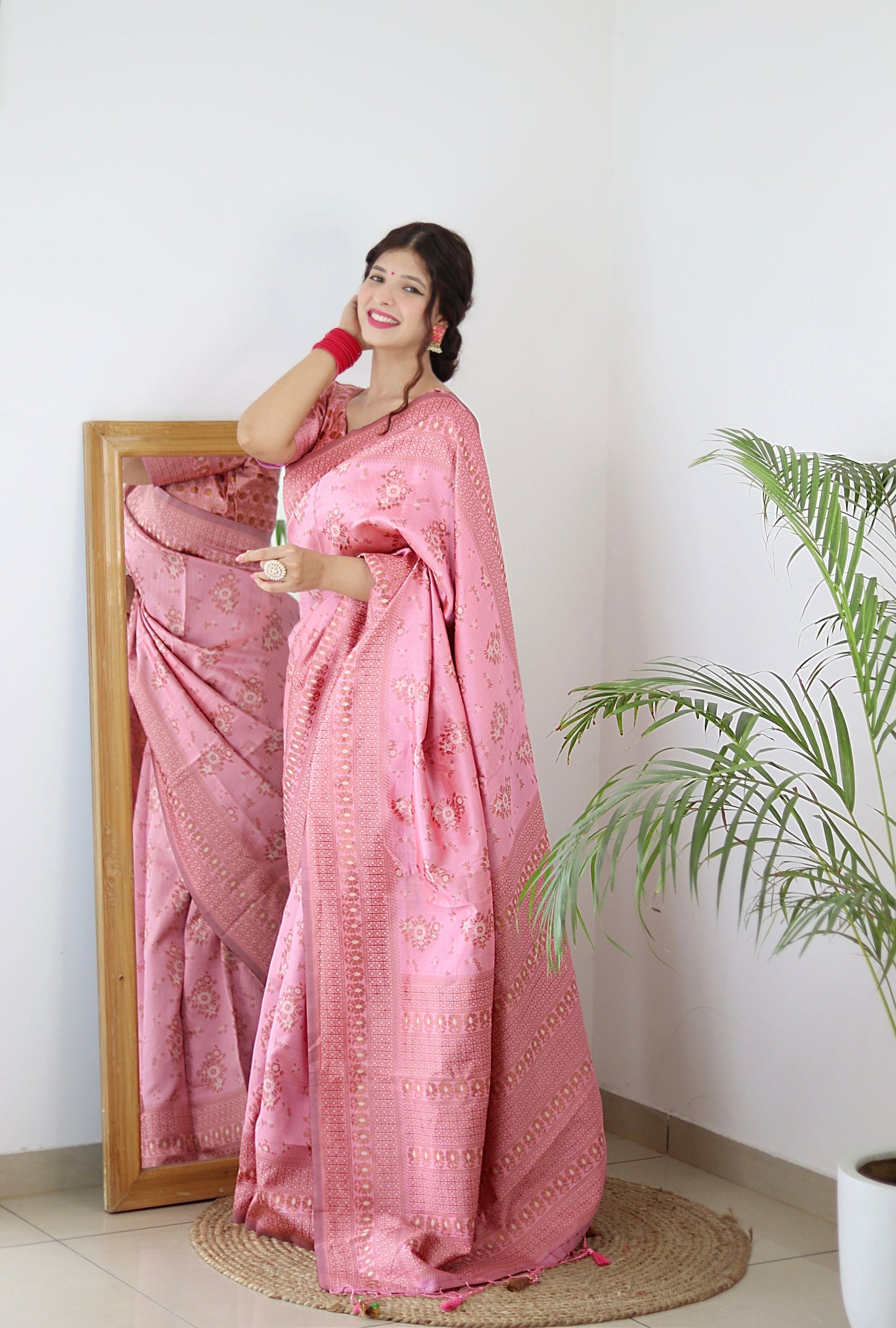 Baby Pink Pure Soft Silk Saree With Twirling Blouse Piece