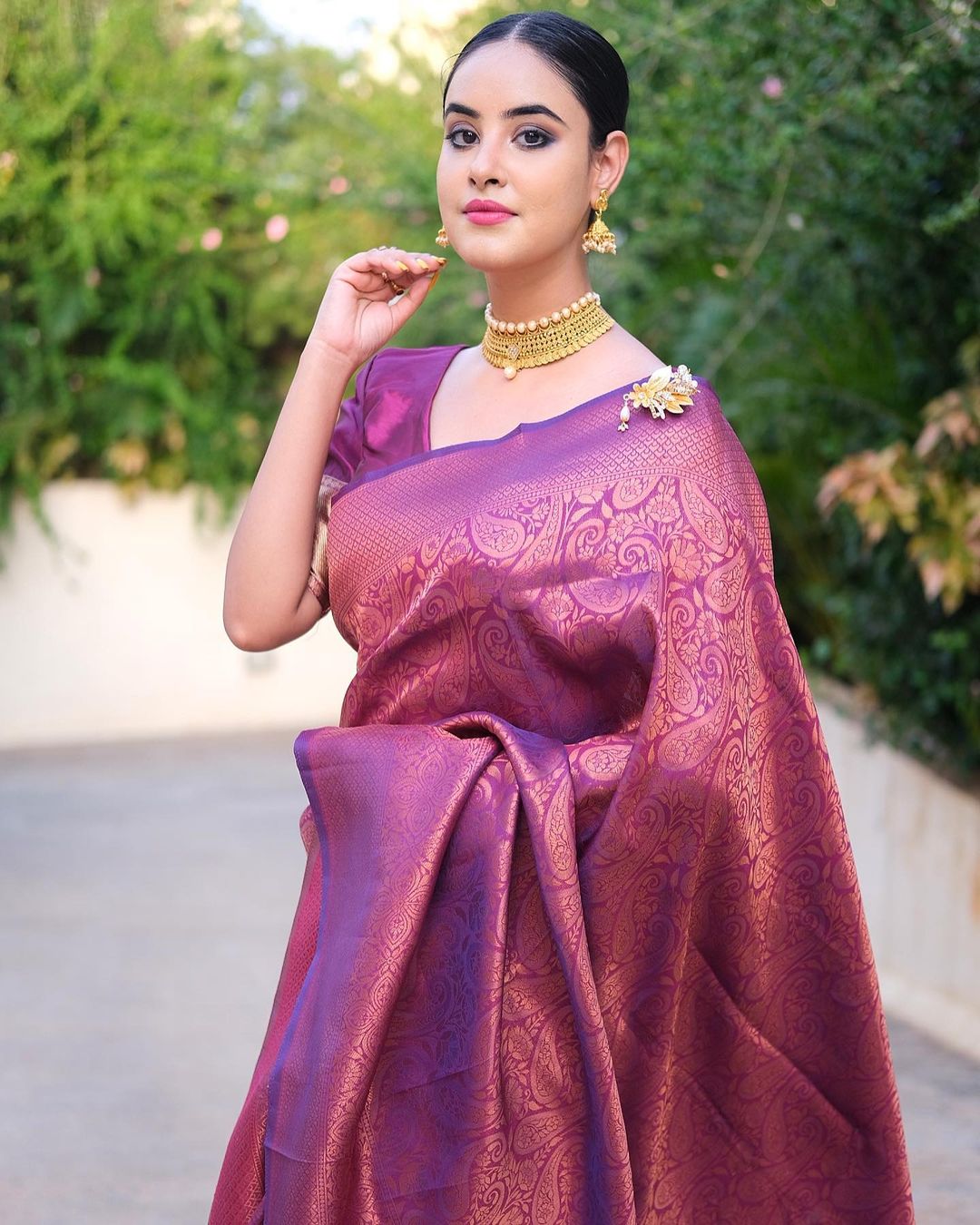 Snazzy Magenta Pure Soft Silk Saree With Confounding Blouse Piece