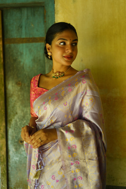 Lavender  Pure Soft Silk Saree With Twirling Blouse Piece