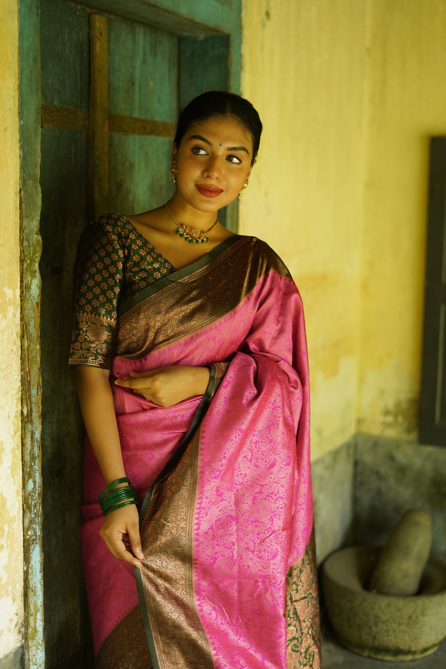 Pink Pure Soft Silk Saree With Twirling Blouse Piece