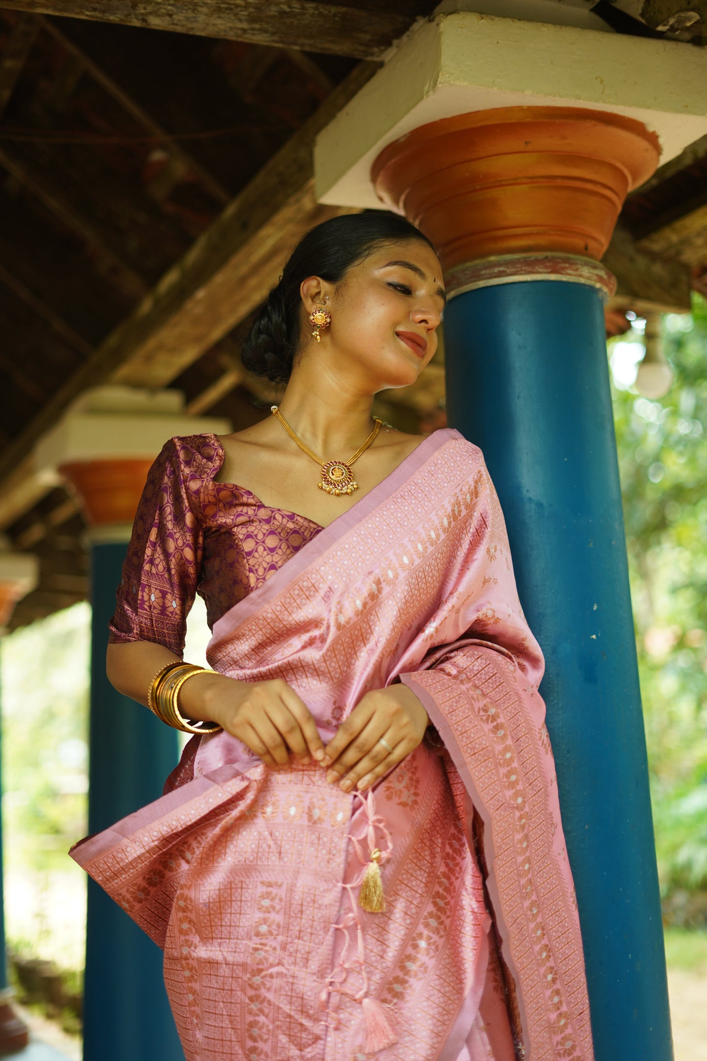 Baby Pink Pure Soft Silk Saree With Twirling Blouse Piece