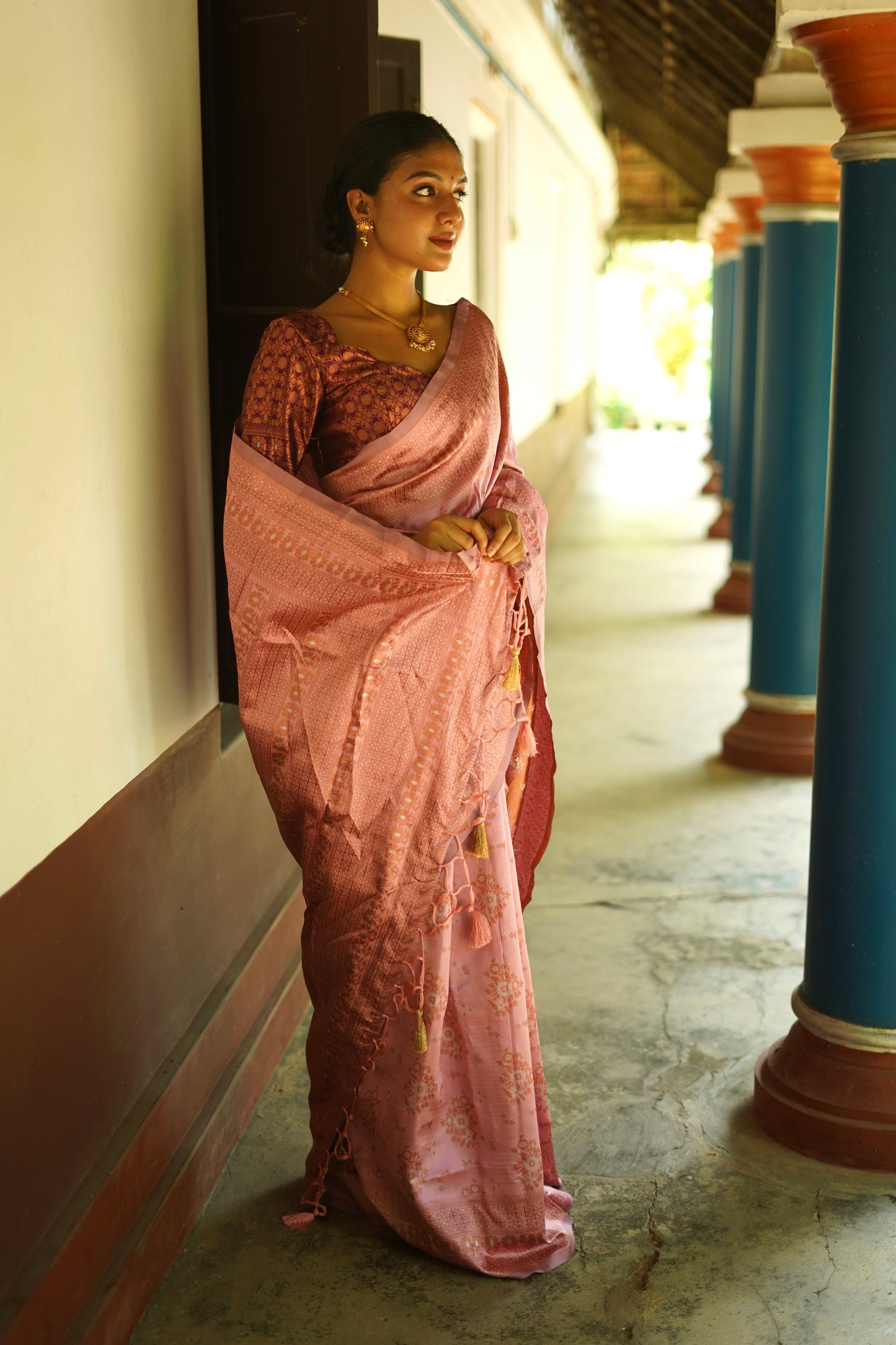 Baby Pink Pure Soft Silk Saree With Twirling Blouse Piece