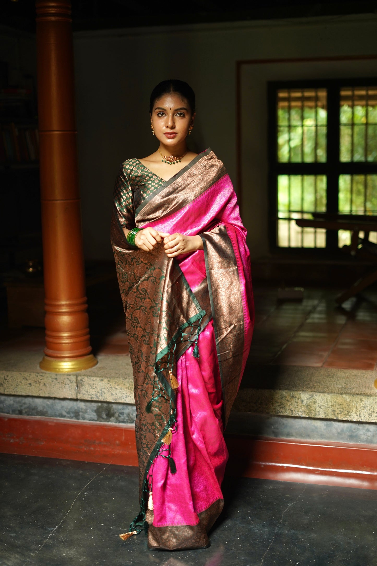 Pink Pure Soft Silk Saree With Twirling Blouse Piece