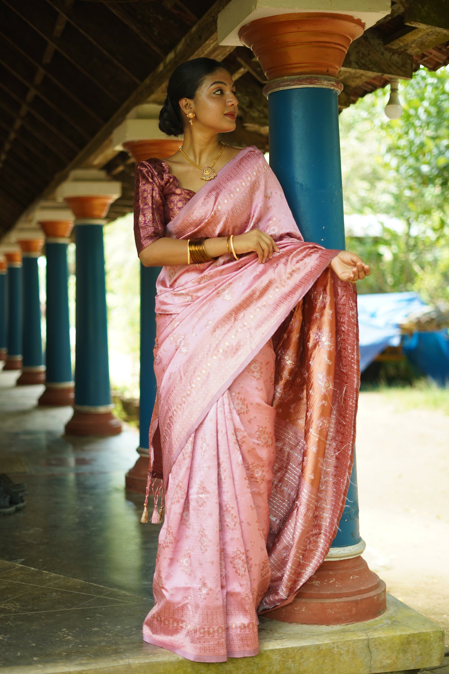 Baby Pink Pure Soft Silk Saree With Twirling Blouse Piece