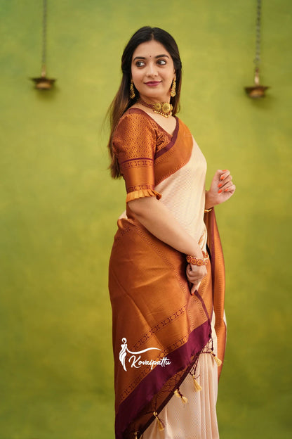 Cream & Maroon Pure Soft Silk Saree With Twirling Blouse Piece