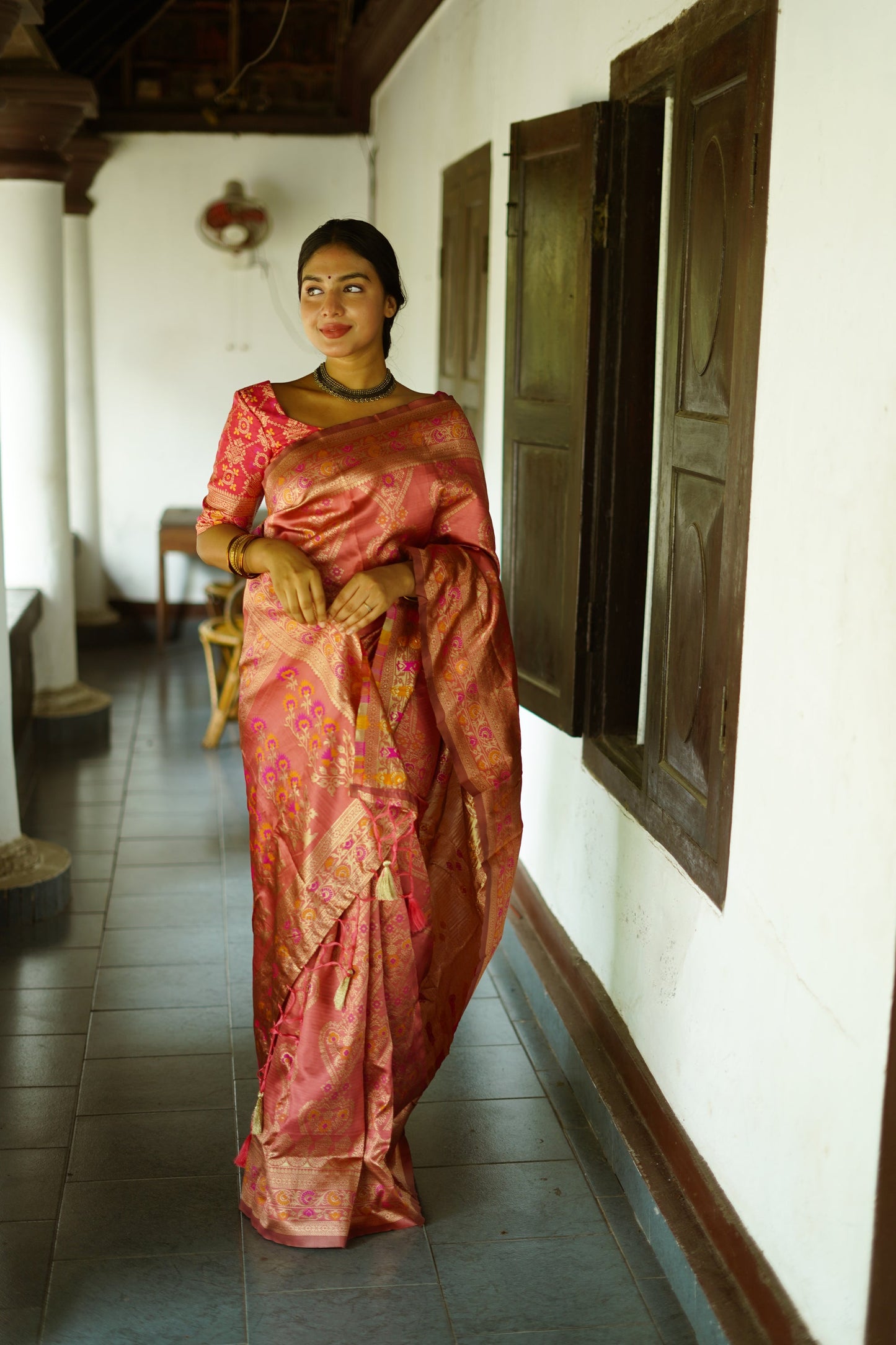 Orchid Pink Pure Soft Silk Saree With Twirling Blouse Piece