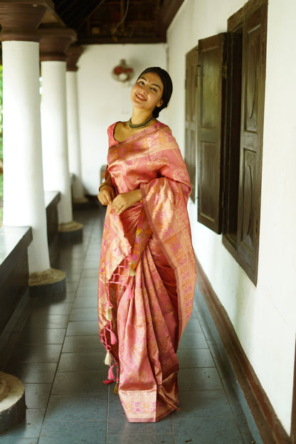 Orchid Pink Pure Soft Silk Saree With Twirling Blouse Piece