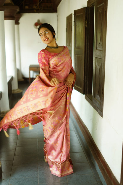 Orchid Pink Pure Soft Silk Saree With Twirling Blouse Piece