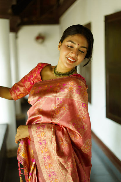 Orchid Pink Pure Soft Silk Saree With Twirling Blouse Piece