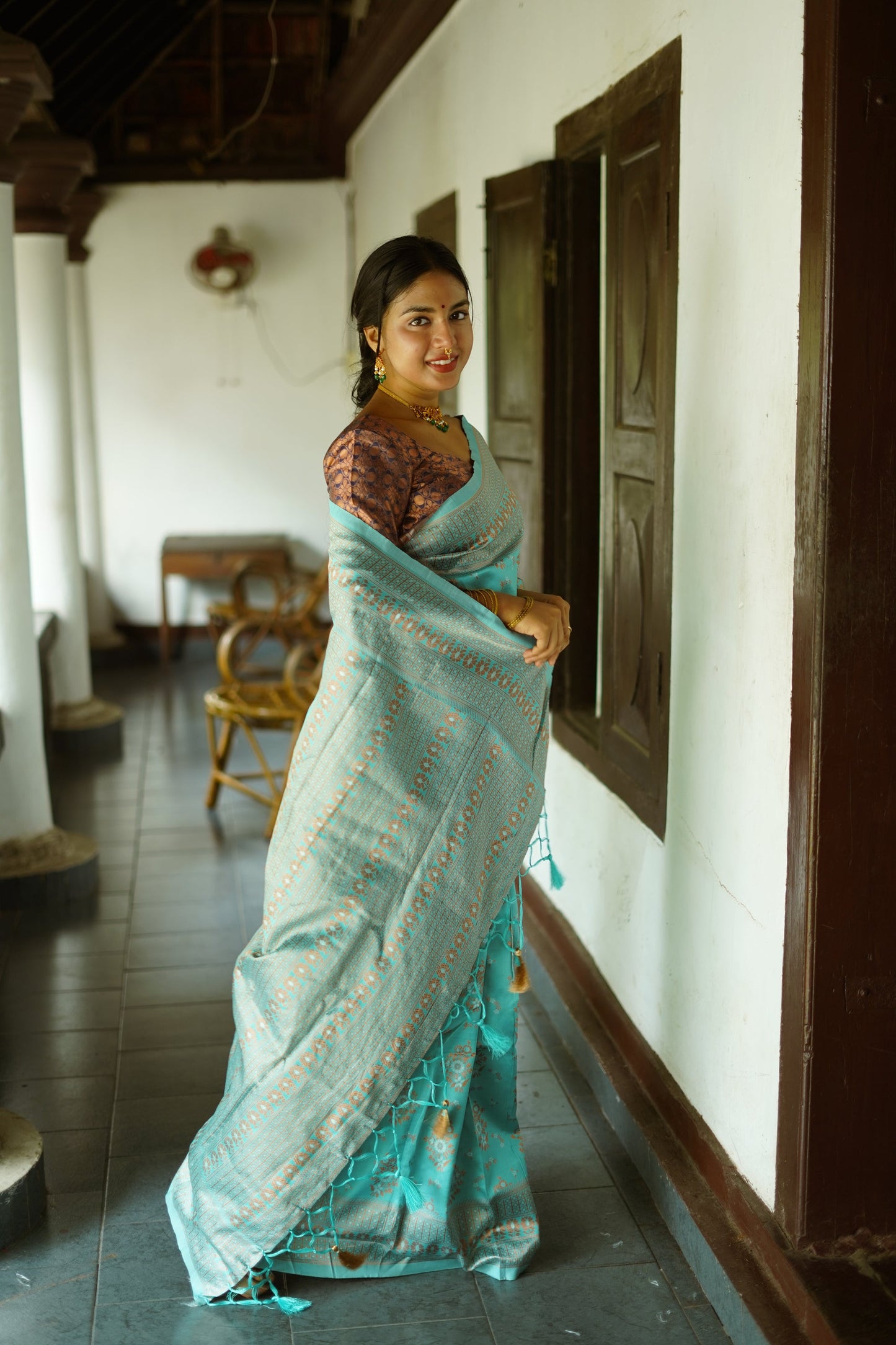 Turquoise Pure Soft Silk Saree With Twirling Blouse Piece