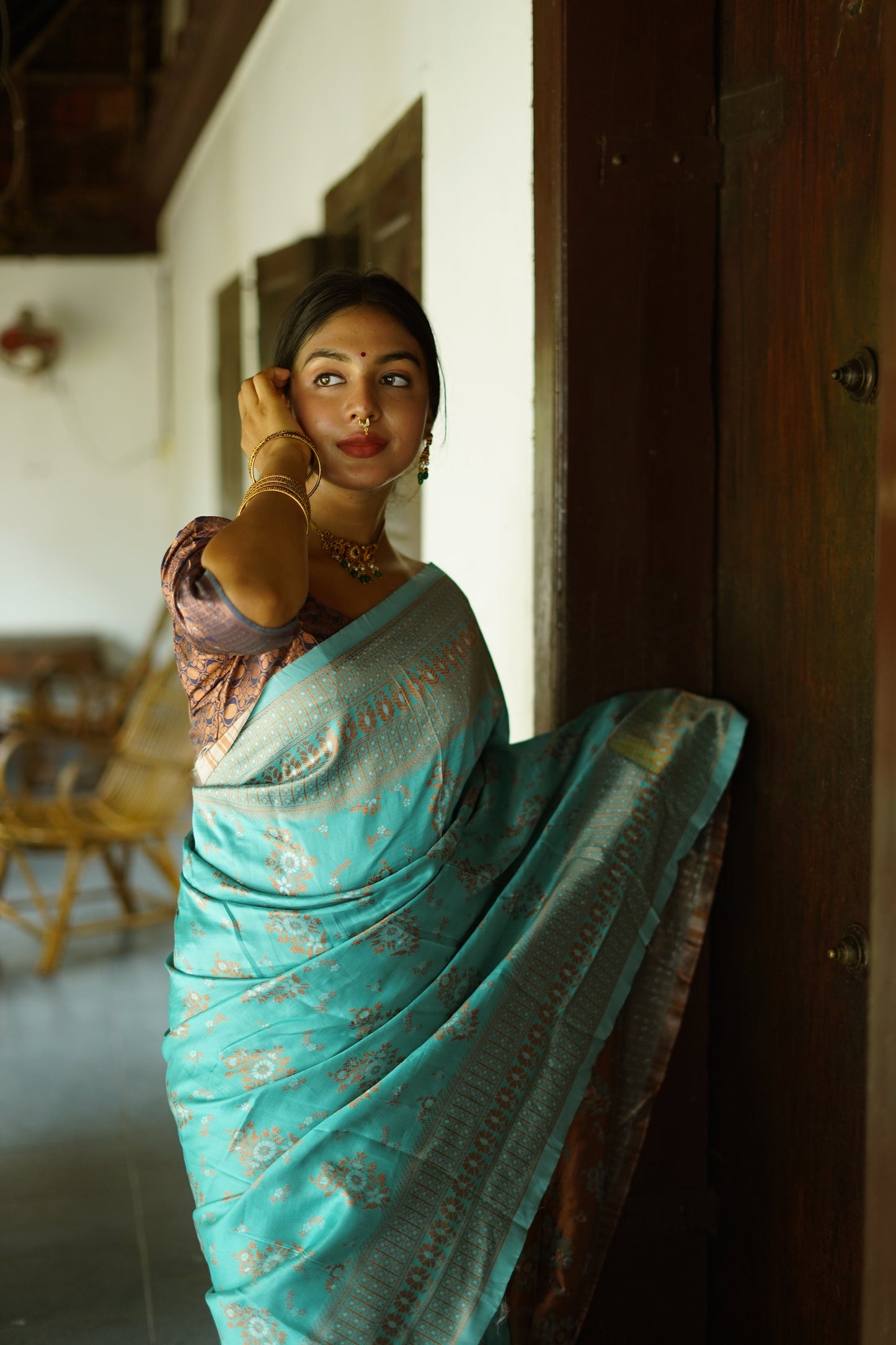 Turquoise Pure Soft Silk Saree With Twirling Blouse Piece