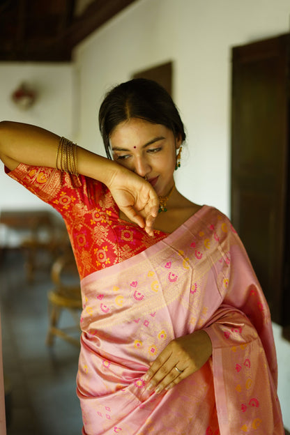 Onion Pink Pure Soft Silk Saree With Twirling Blouse Piece