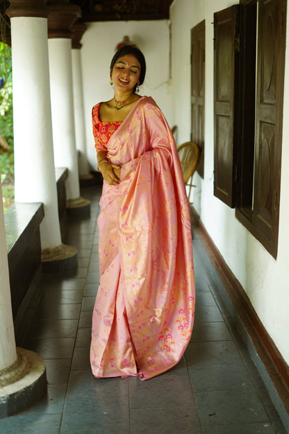 Onion Pink Pure Soft Silk Saree With Twirling Blouse Piece