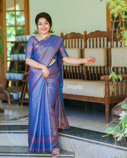 Snazzy Violet Pure Soft Silk Saree With Confounding Blouse Piece