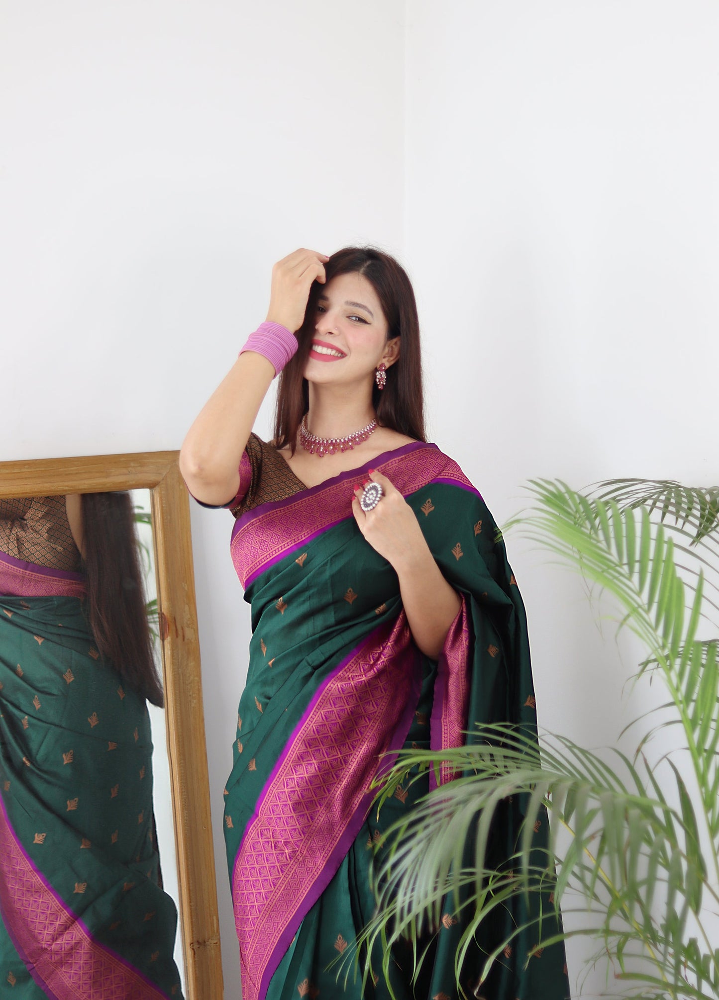 Bottle Green & Magenta Combination Pure Soft Silk Saree Stylish Blouse Piece