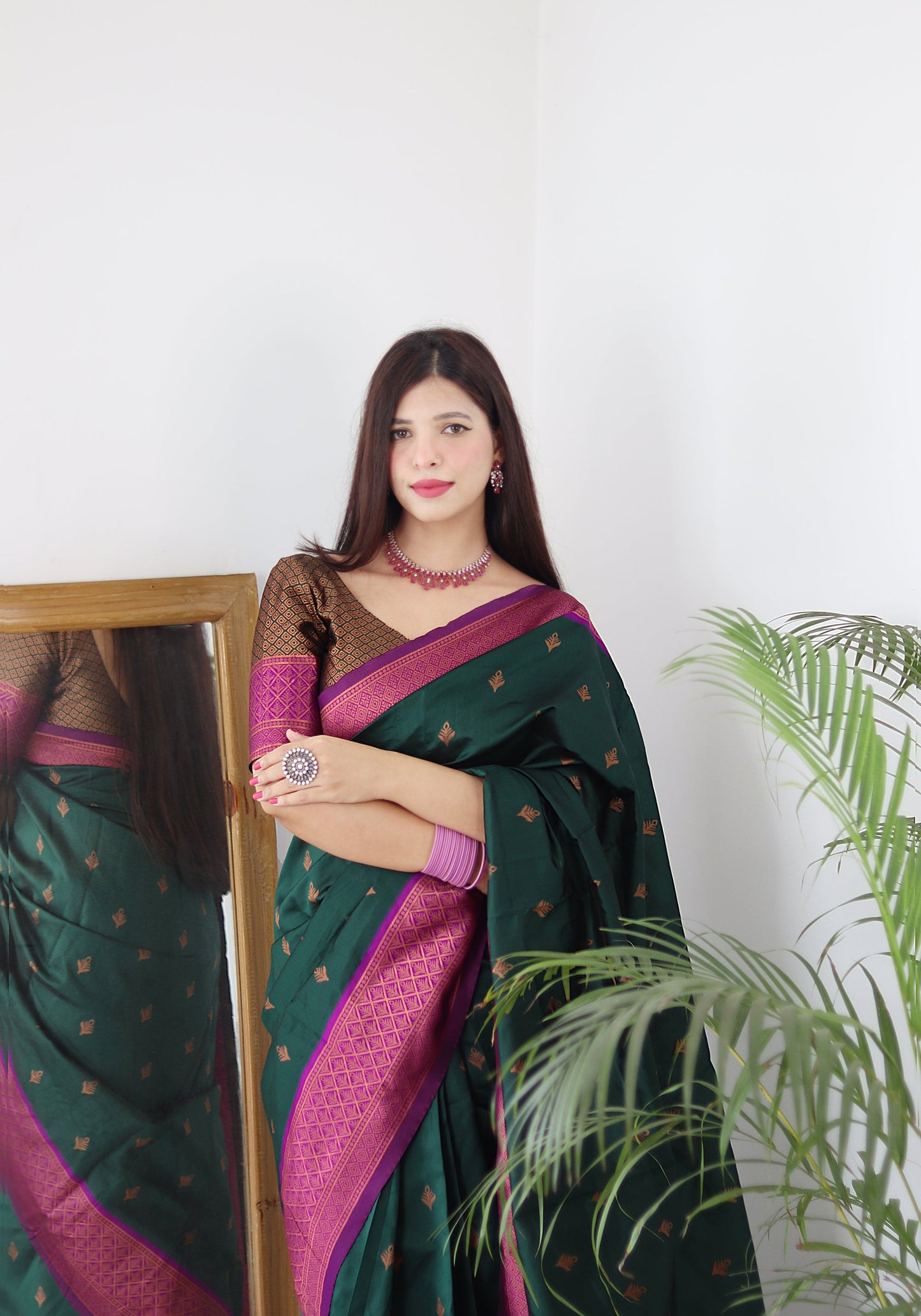 Bottle Green & Magenta Combination Pure Soft Silk Saree Stylish Blouse Piece