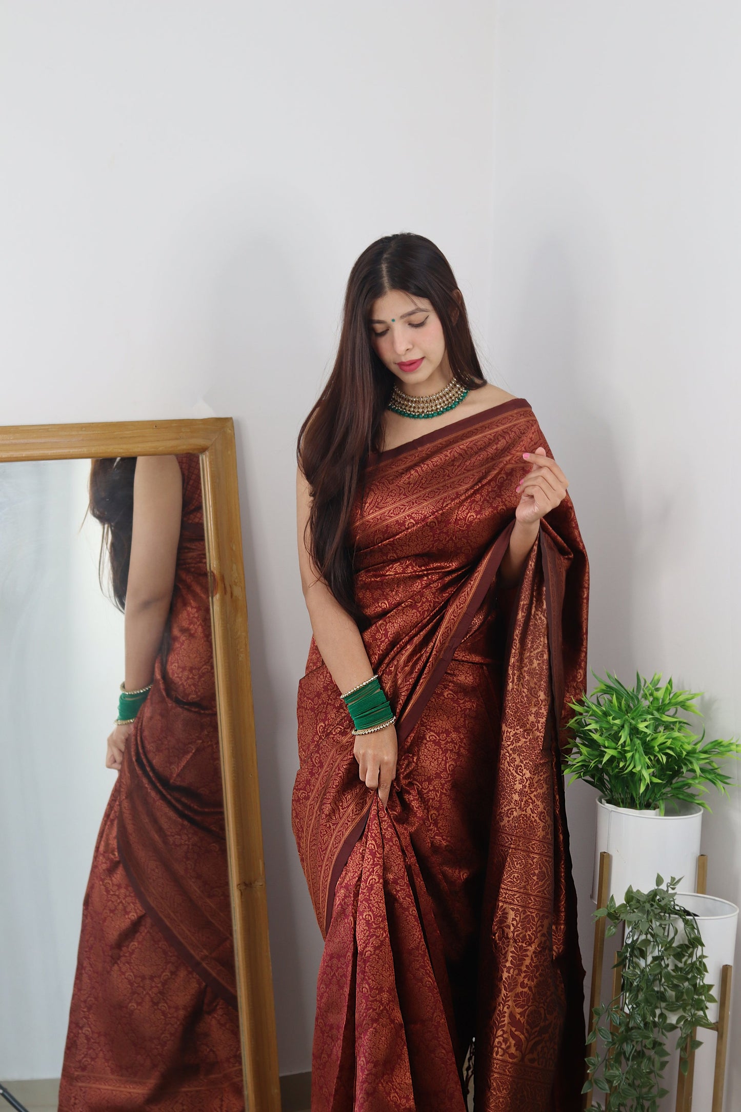 Maroon Pure Soft Silk Saree With Tempting Heavy Brocade Blouse Piece