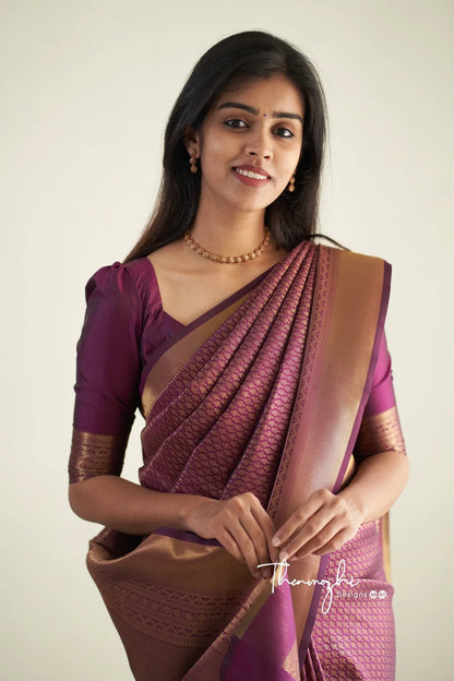 Magenta Pure Soft Silk Saree With Attractive Blouse Piece