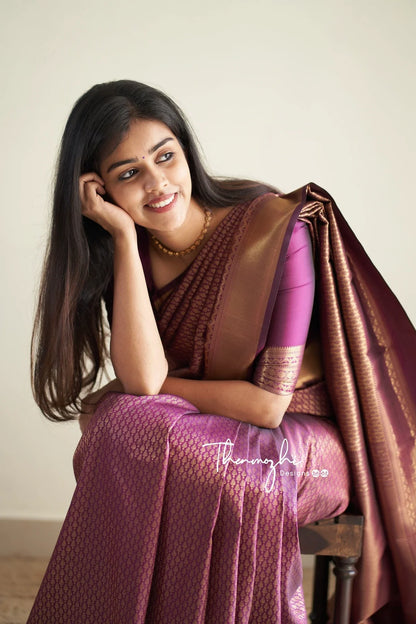 Magenta Pure Soft Silk Saree With Attractive Blouse Piece