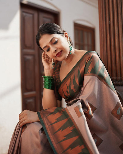 Green Pure Soft Semi Silk Saree With Attractive Blouse Piece