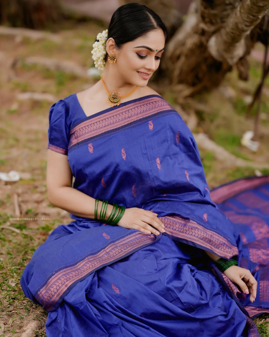 Royal Blue Pure Soft Semi Silk Saree With Attractive Blouse Piece