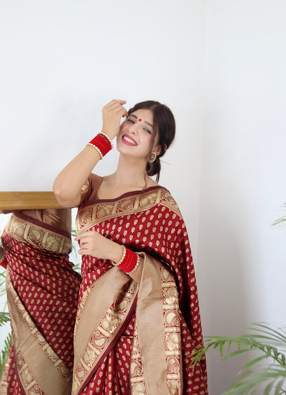 Maroon Pure Soft Silk Saree With Twirling Blouse Piece