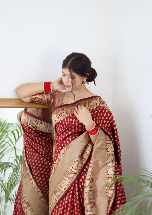 Maroon Pure Soft Silk Saree With Twirling Blouse Piece