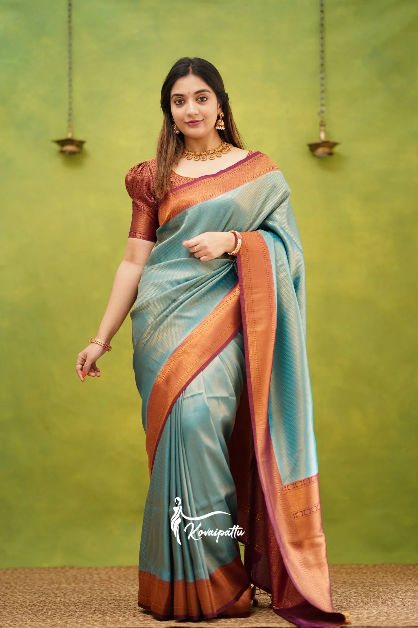 Rama & Maroon Pure Soft Silk Saree With Twirling Blouse Piece