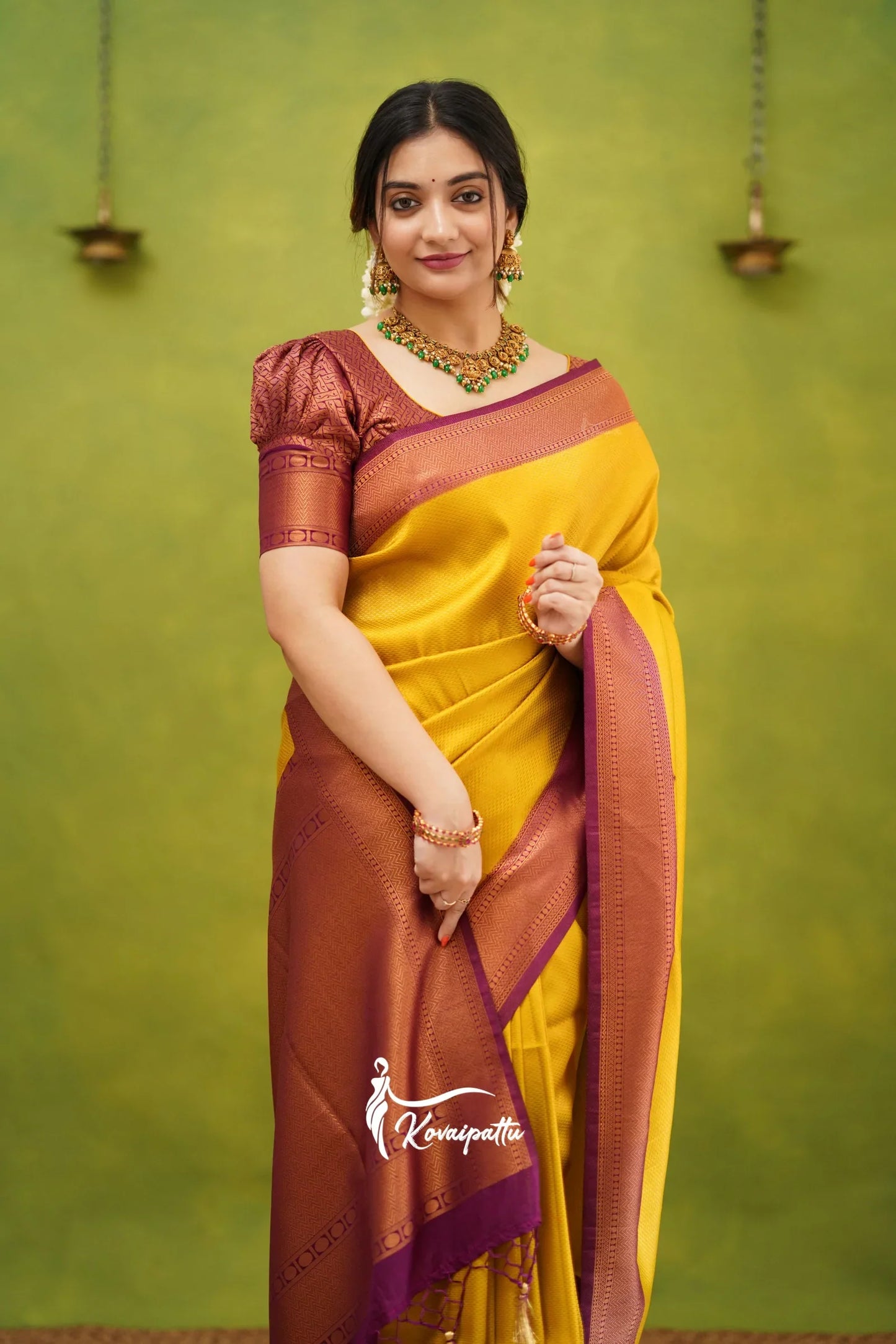 Yellow & Pink Pure Soft Silk Saree With Twirling Blouse Piece