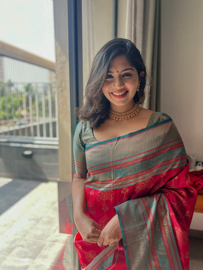 Maroon Soft Silk Saree Weaved With Copper Zari With Imbrication Blouse Piece