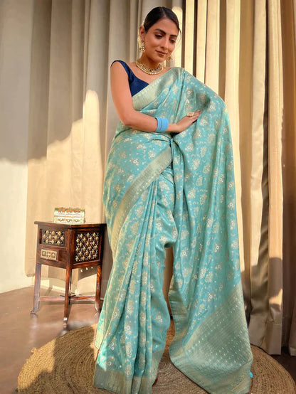 Turquoise GreenPure Soft Silk Saree With Twirling Blouse Piece