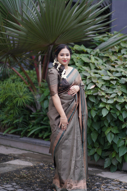 Green Pure Soft Semi Silk Saree With Attractive Blouse Piece