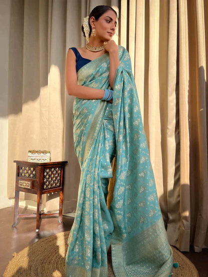 Turquoise GreenPure Soft Silk Saree With Twirling Blouse Piece