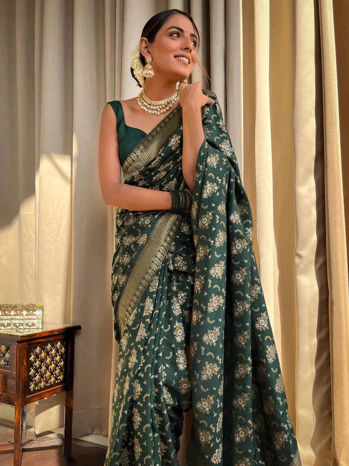 Green Pure Soft Silk Saree With Twirling Blouse Piece