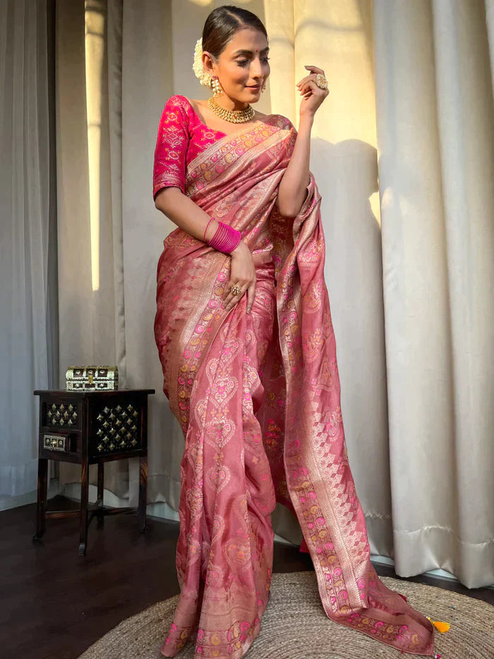 Orchid Pink Pure Soft Silk Saree With Twirling Blouse Piece