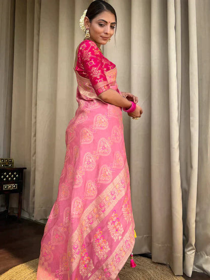 Onion Pink Pure Soft Silk Saree With Twirling Blouse Piece