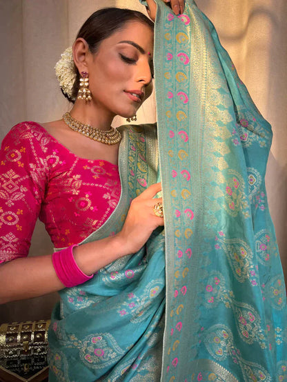 Turquoise Green Pure Soft Silk Saree With Twirling Blouse Piece