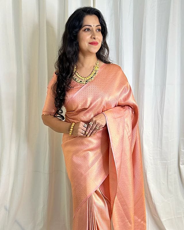 Peach Pure Soft Silk Saree With Attractive Blouse Piece