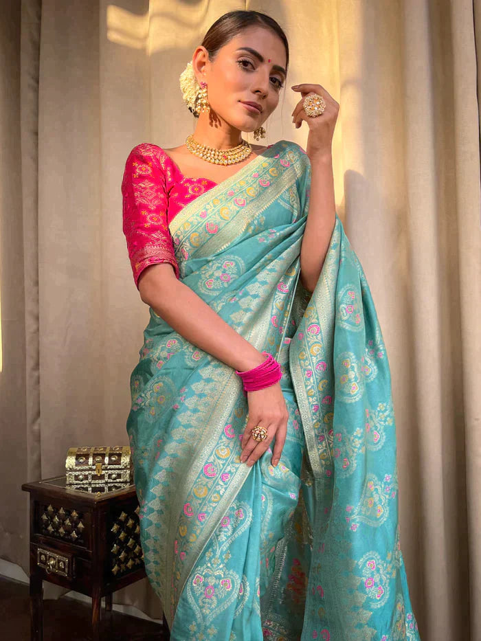 Turquoise Green Pure Soft Silk Saree With Twirling Blouse Piece