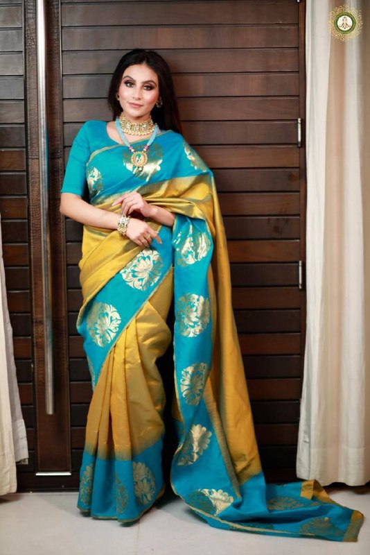 Rama With Light Yellow Semi Silk Saree Weaved With Golden Zari With Attached Heavy Brocade Blouse